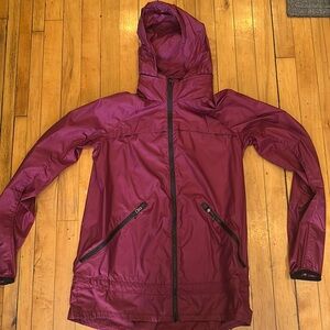 Lululemon lightweight maroon jacket with convertible hood